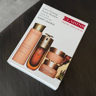 💥Special Offer💥 Clarins / Clarins Spring Resurrection Firming Quad Set / Youth Activating Quad Set Dual Concentrate Essence Day Cream Night Cream Whitening Anti-Spot Hydrating Moisturizing Anti-Aging  
Set contains: Clarins Double Serum 50ml + Clarins Elasticity Water 200ml + Clarins Spring Day Cream 50ml + Clarins Spring Night Cream 50ml628631433224991114