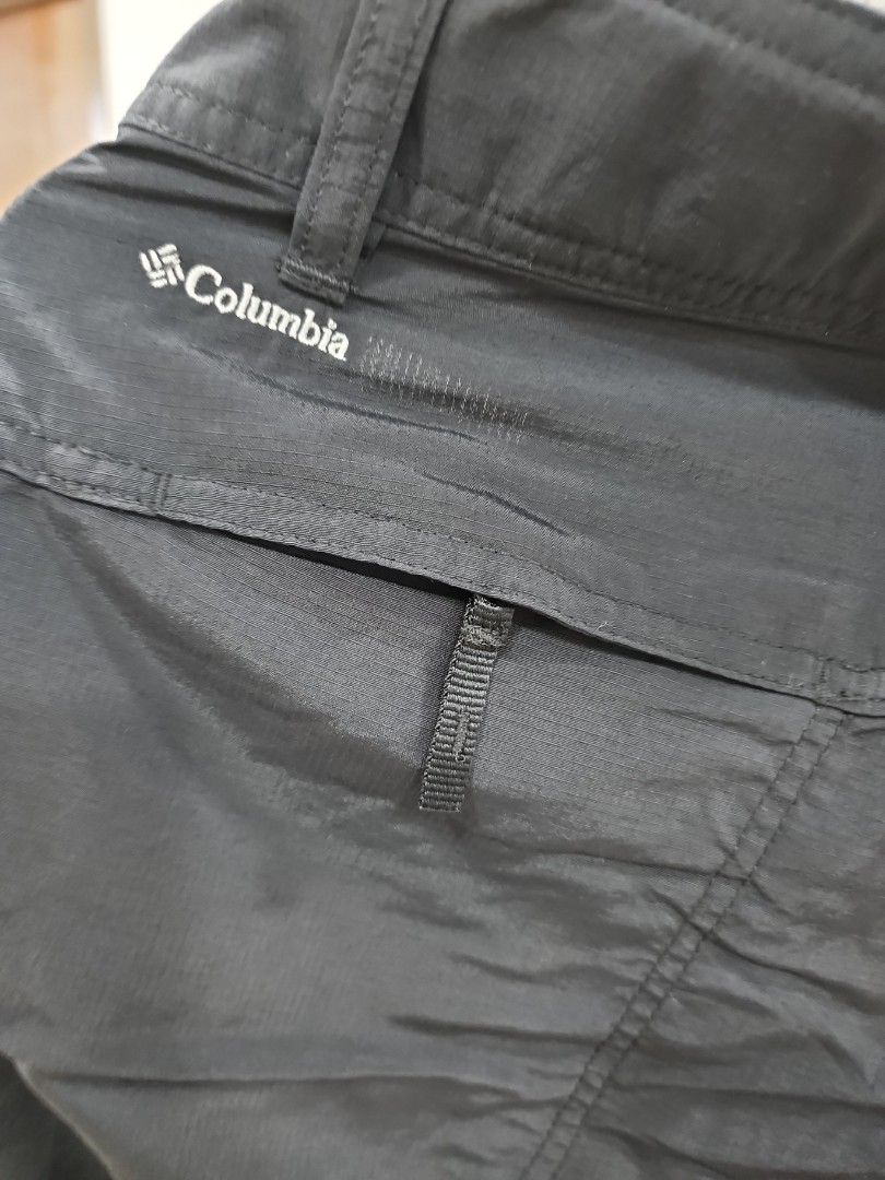 Columbia Track Pants (Size S) (Category: Babies & Kids Fashion) located in Singapore. Submitted by happy_browsing (Listing ID 1375326953, Image 3). Description: waist 36 cm length 80 cm.