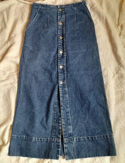 (Category: ) located in . Submitted by aimfl (Listing ID 1375325233, Image 1). Description: .