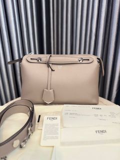 (Kategori: ) berada di . Dikirim oleh beuetluxury (ID iklan 1375340466, Gambar 1). Deskripsi: .