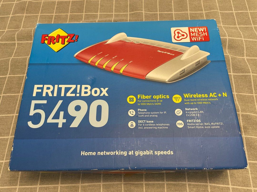 Fritzbox Wireless Router (Category: Networking) located in Singapore. Submitted by nicholaspoh10 (Listing ID 1372514766, Image 1). Description: .