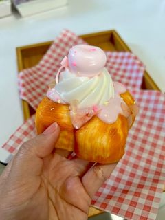 (Category: ) located in . Submitted by soft_sculpture_studio (Listing ID 1375273643, Image 1). Description: .