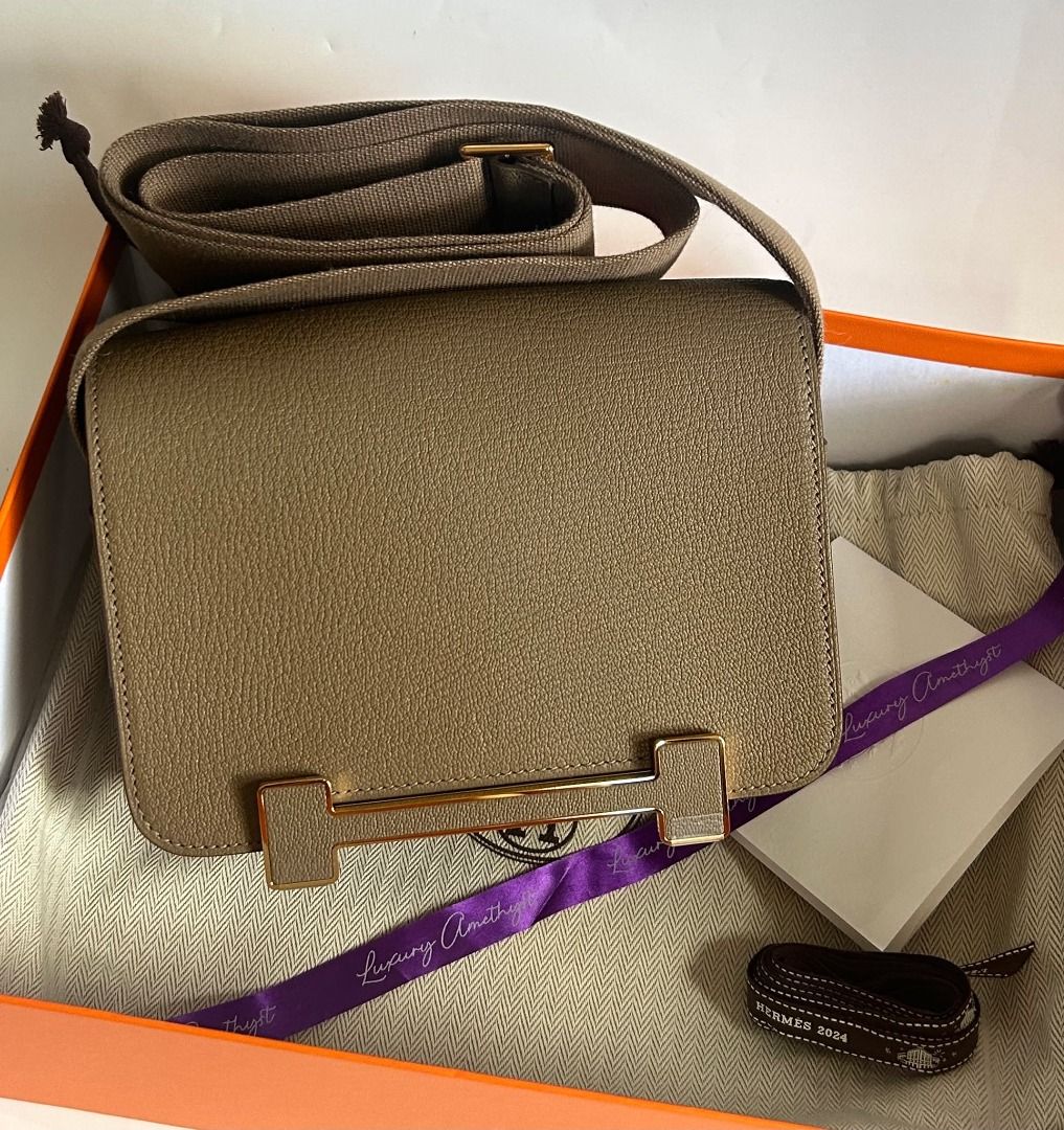 Hermes Geta eutope ghw stamp w bs 001 zb (Category: Luxury Bags & Wallets) located in Quezon City. Submitted by luxuryamethystph (Listing ID 1375324676, Image 1). Description: Hermes Geta eutope ghw stamp w bs 001 zb box dustbag booklet.