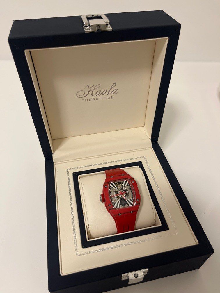 Hoafa automatic watch （分類：手錶）位於 Hong Kong。 由 tiarasmi 提交（商品編號 1375410621，圖片 1）。簡介： Brand new red Hoafa watch. I believe it is this model http://www.haofawatch.com/portal/article/index/id/260/cid/10.html。