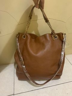(Kategori: ) berada di . Dikirim oleh lemariku_penuhh (ID iklan 1375379707, Gambar 1). Deskripsi: .