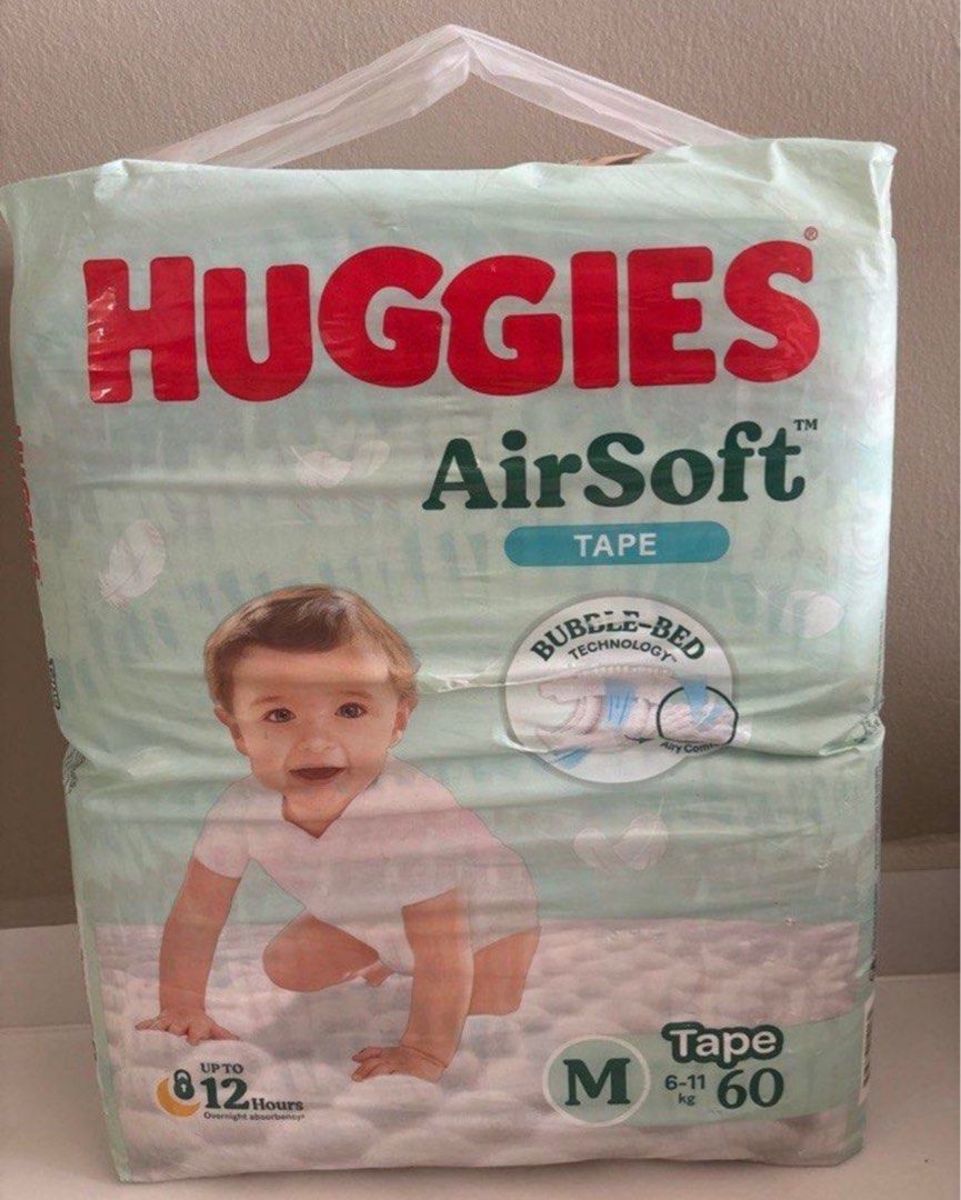 Huggies Airsoft Tape Diapers M (Category: Diapers & Baby Wipes) located in Singapore. Submitted by genzmommy (Listing ID 1375365738, Image 1). Description: 1 brand new pack.