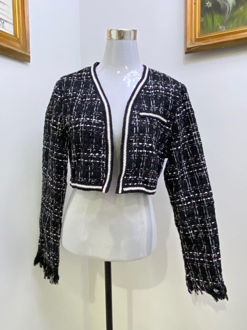 Jacket (Category: Longsleeves) located in Calamba. Submitted by kate_25 (Listing ID 1375436208, Image 3). Description: Original Shein Jacket/Cardigan Orig price 800 selling for only 400 ✅Free size fit to Small to Semi Large ✅Nice fit ✅Good quality yung cloth💯.