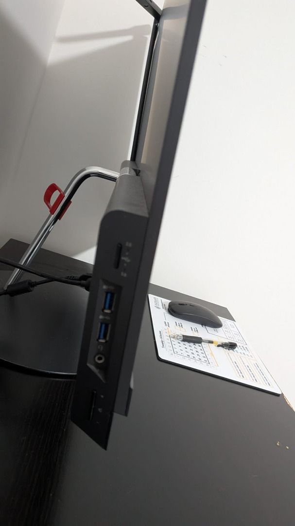 Lenovo 27" monitor ThinkVision (type C or HDMI connection) (Category: Monitor Screens) located in Singapore. Submitted by mariphoeni25760 (Listing ID 1375395055, Image 3). Description: Lenovo 27" monitor ThinkVision (type C or HDMI connection) Like new - used as 2nd screen works well with PCs/Mac Pick up Holland Village Specs: Lenovo 27" monitor ThinkVision (type C or HDMI connection).