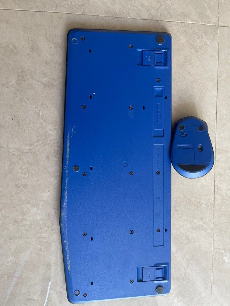 Logitech Wireless Keyboard and mouse63220752858115111