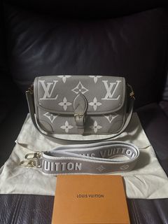 （分類：）位於 。 由 lemonlinglemon 提交（商品編號 1375449664，圖片 1）。簡介： 。