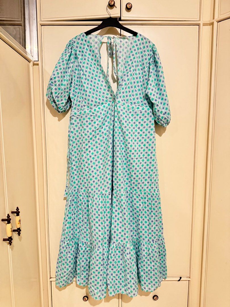 Mango Dress *tags still intact* (Category: Dresses) located in Santa Rosa. Submitted by hello8713 (Listing ID 1375409268, Image 1). Description: Branded Preloved Items – Bought but Never Worn! Tags still intact DM for more photos & details.