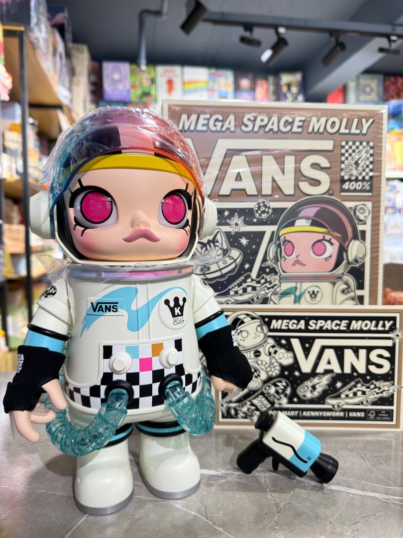その他 MEGA SPACE MOLLY 400% VANS 楽天市場】MEGA SPACE MOLLY 400% VANS : POP MART JAPAN 楽天市場店