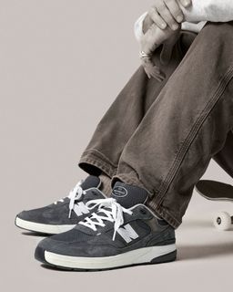 (Category: ) located in . Submitted by swaggysoles (Listing ID 1375430485, Image 1). Description: .