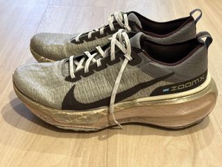 (Category: ) located in . Submitted by _jordan_sneakers (Listing ID 1375461366, Image 1). Description: .