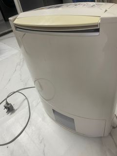 （分類：）位於 。 由 vp333 提交（商品編號 1375375263，圖片 1）。簡介： 。