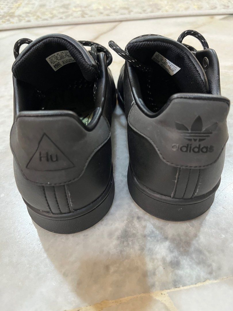 pharrell stan smith black