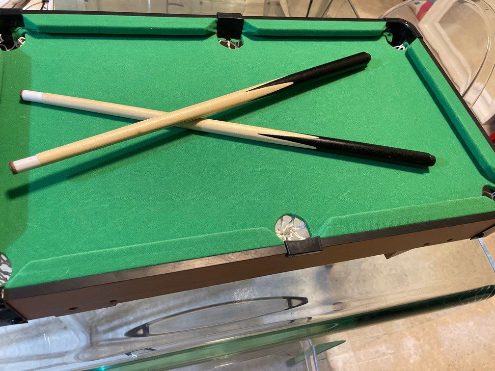 Pool Table (Category: Board Games & Puzzles) located in Singapore. Submitted by queenmaster (Listing ID 1373481759, Image 4). Description: Good family interaction game Suits 6& above .