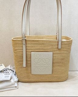 (Kategori: ) berada di . Dikirim oleh brandedboutiquez (ID iklan 1375294542, Gambar 1). Deskripsi: .