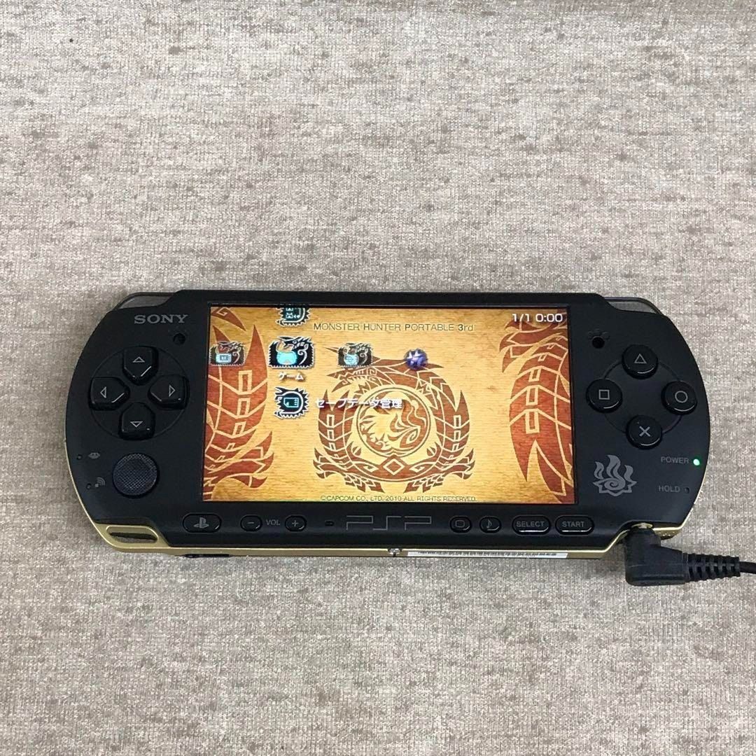 PSP-3000 MHB Monster Hunter Portable 3rd Hunters Model (Category: PlayStation) located in Manila. Submitted by japan_treasure (Listing ID 1375400669, Image 2). Description: PSP-3000 MHB Monster Hunter Portable 3rd Hunters Model Operation not confirmed No battery.