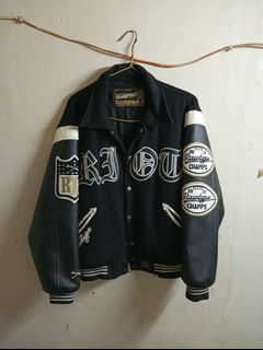 (Kategori: ) berada di . Dikirim oleh bekasariel (ID iklan 1375369963, Gambar 1). Deskripsi: .