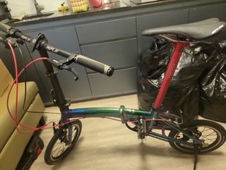 （分類：）位於 。 由 fahad86 提交（商品編號 1375445885，圖片 1）。簡介： 。