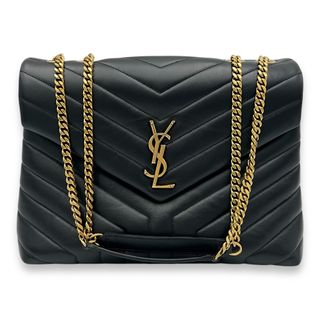 (Category: ) located in . Submitted by carousellluxury (Listing ID 1375340764, Image 1). Description: .