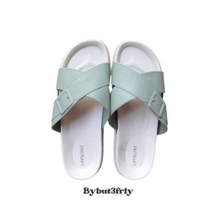 (Kategori: ) berada di . Dikirim oleh bybut3frly (ID iklan 1375405204, Gambar 1). Deskripsi: .