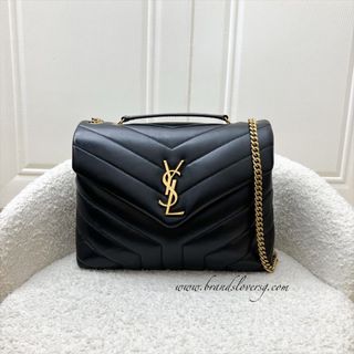 (Category: ) located in . Submitted by brands_lover (Listing ID 1375291330, Image 1). Description: .