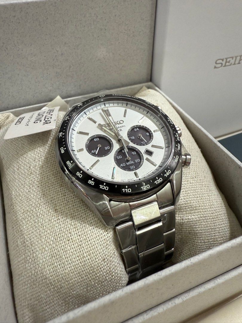 Seiko Panda SBPY165 (Category: Luxury Watches) located in Las Pinas. Submitted by cnp2021 (Listing ID 1375337195, Image 2). Description: BRANDNEW SEIKO PANDA 42.5MM SBPY 165 - JDM unit 🇯🇵 Complete inclusion - Tags/Plastics/Stickers 3yrs Seiko warranty Grab/Lalamove/Gogoexpress/LBC BDO/BPI/Gcash/Layaway 🏷️ : Php 15990 📍: Las Pinas DM us for inquiries.