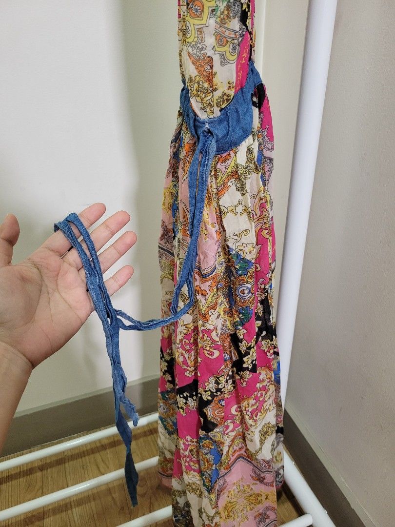 Summer Dress (Category: Dresses) located in Las Pinas. Submitted by cabinetchasu (Listing ID 1375387686, Image 3). Description: Please read before messaging 🔻⬇️🔽👇 Details: - Offbrand summer dress, hand me down but in good condition - Calf length, fits S to M body frame - RFS decluttering - Can offer last price to sure buyers only, just ask kindly MOP Gcash, BPI, or BDO Shipping fee care of buyer Can ship via LBC COP or J&T Express. For meetups