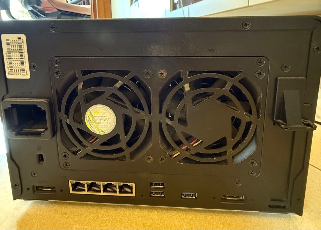 Synology Disk Station DS1517+62863085021058112