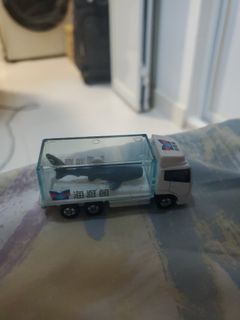 （分類：）位於 。 由 hugeplanefan27 提交（商品編號 1375390377，圖片 1）。簡介： 。