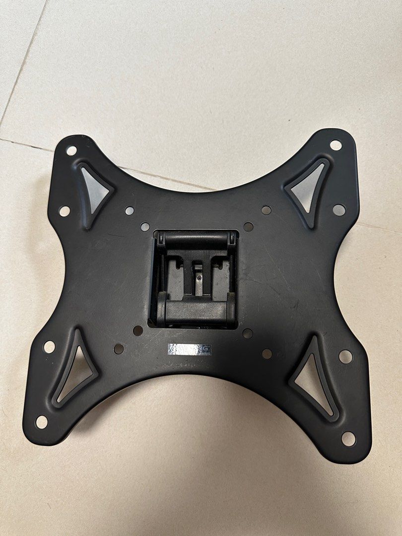 Wall Mount Bracket for TV/Computer Monitor (Category: Other Accessories) located in Cavite. Submitted by jazz.shop (Listing ID 1375357649, Image 1). Description: .