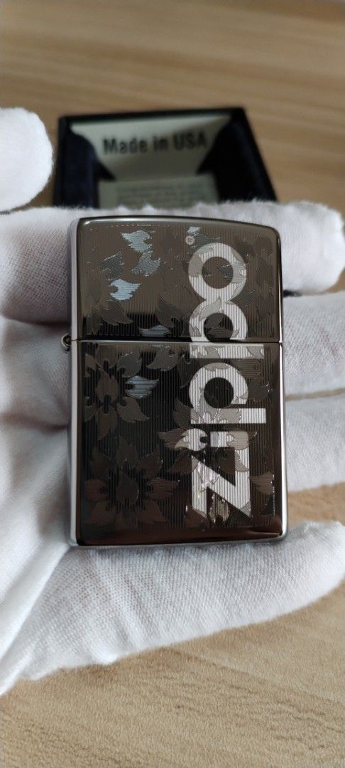 Zippo flower flame lighter collectible (Category: Fragrance & Deodorants) located in Quezon City. Submitted by void_inventories (Listing ID 1375301604, Image 2). Description: Srp = 2700 🌟 Mod: J&t( free shipping 2 and up purchases) , lalamove, pick up, or meet up 🌟 Mop: Gcash or cash 🛑 Banawe del monte Quezon City.