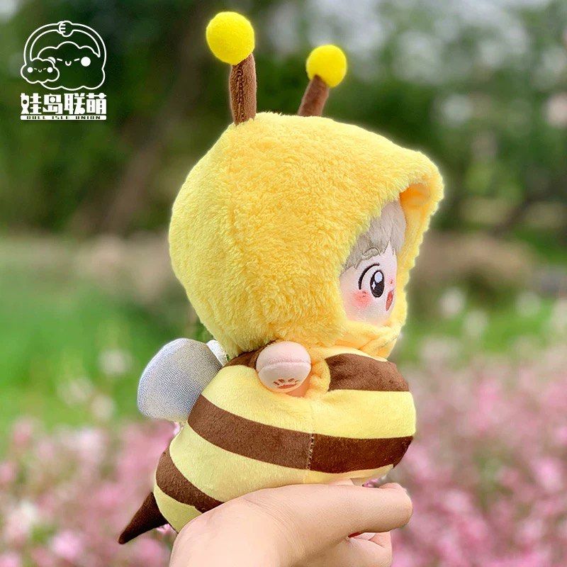 由 tweety062 (刊登 ID 1375506930，圖片 1) 提交，位於 台北市 (Taipei) 的 全新10cm尖尖小蜜蜂娃衣 (類別：嬰兒玩具)，說明：。