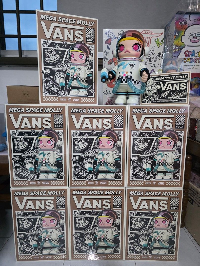 MEGA SPACE MOLLY 400% VANS MEGA SPCACE MOLLY 400% x VANS