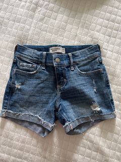 (Category: ) located in . Submitted by mini_shopper (Listing ID 1375511357, Image 1). Description: .