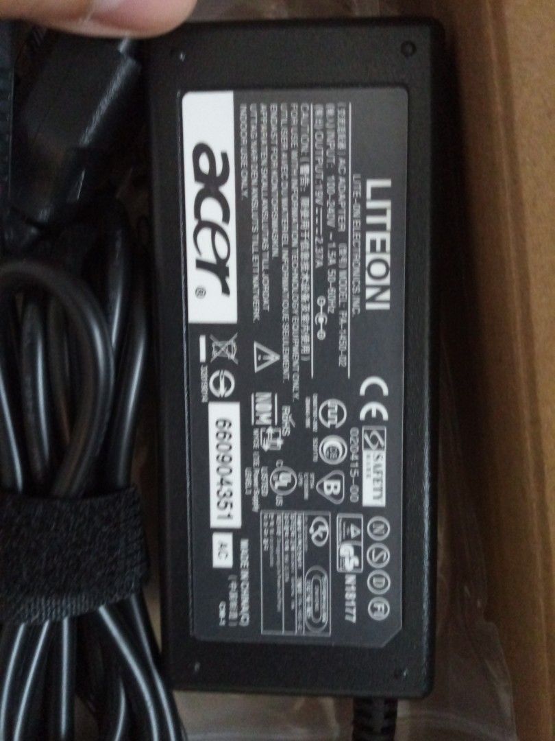 Acer Laptop Charger (Category: Laptops & Notebooks) located in Mandaluyong City. Submitted by richardolshoppe (Listing ID 1375579393, Image 3). Description: acer brand new 45 watts all kinds chargee available pm me.