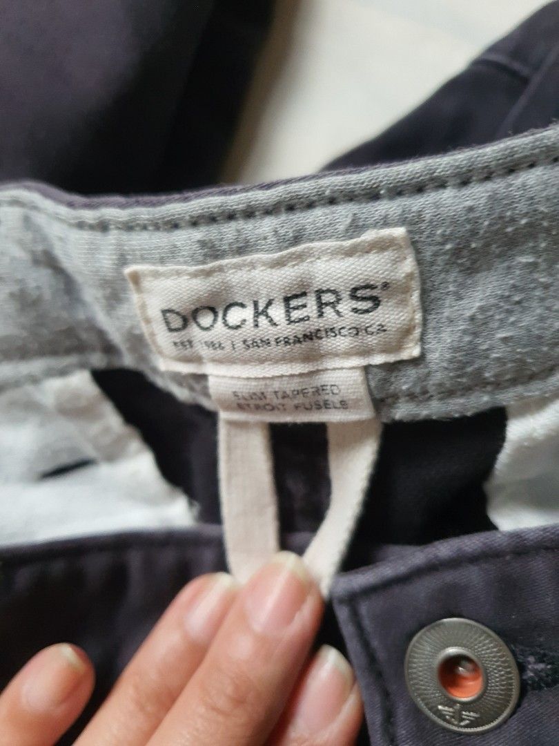 ‼️AUTHENTIC DOCKERS PANTS SIZE W36 L30‼️ (Category: Announcements) located in Cabagan. Submitted by Rps17 (Listing ID 1375471866, Image 3). Description: Used but in good condition Padala galing Canada.