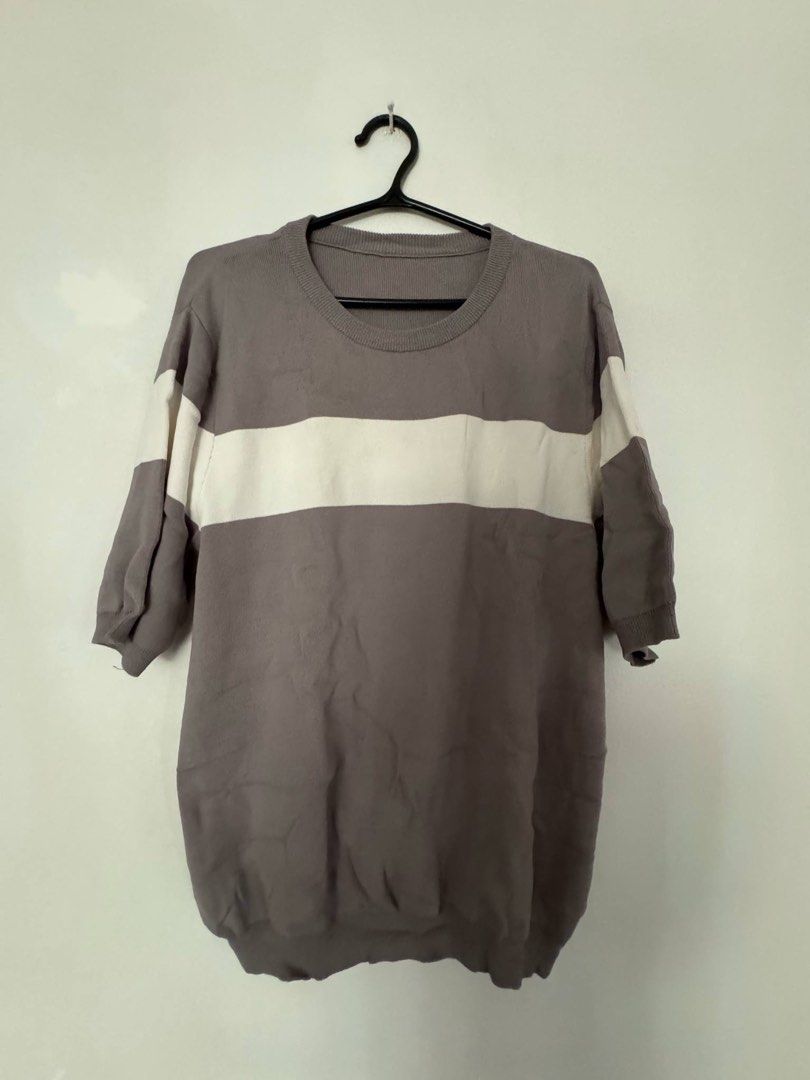 Basic LS 2 (Category: Longsleeves) located in Manila. Submitted by maedeguzmann (Listing ID 1375499249, Image 1). Description: Never used XS-Medium Stretchable.