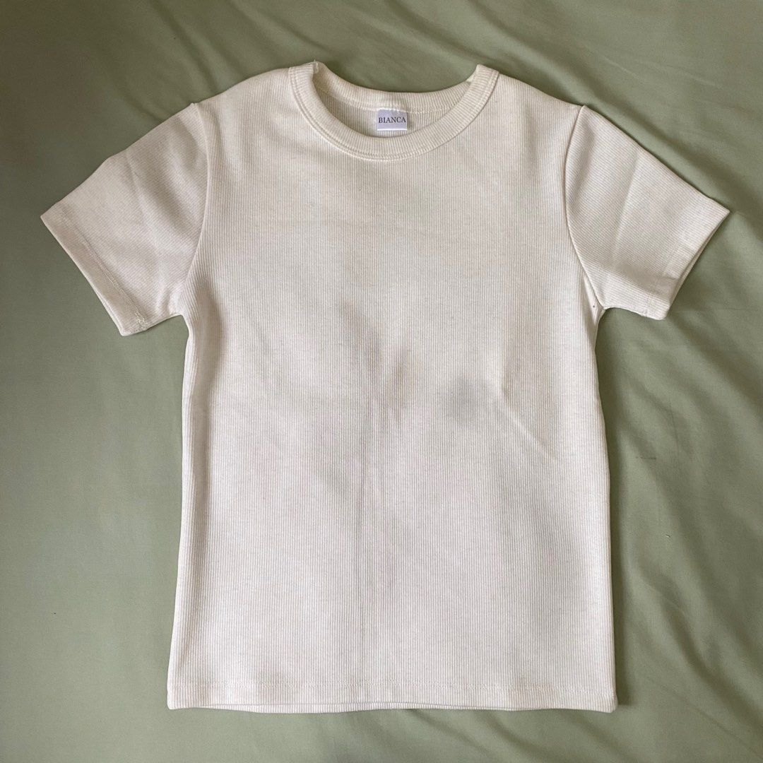 Bianca Ribbed Basic Tee (Category: Shirts) located in Imus. Submitted by patdeclutter (Listing ID 1375539149, Image 1). Description: - Php 50 + sf - basic tee from shop33 - very thick fabric! - free size (best fits s-m, super hapit if l) - used once only - i have other colors! :) just message me - mop: gcash.