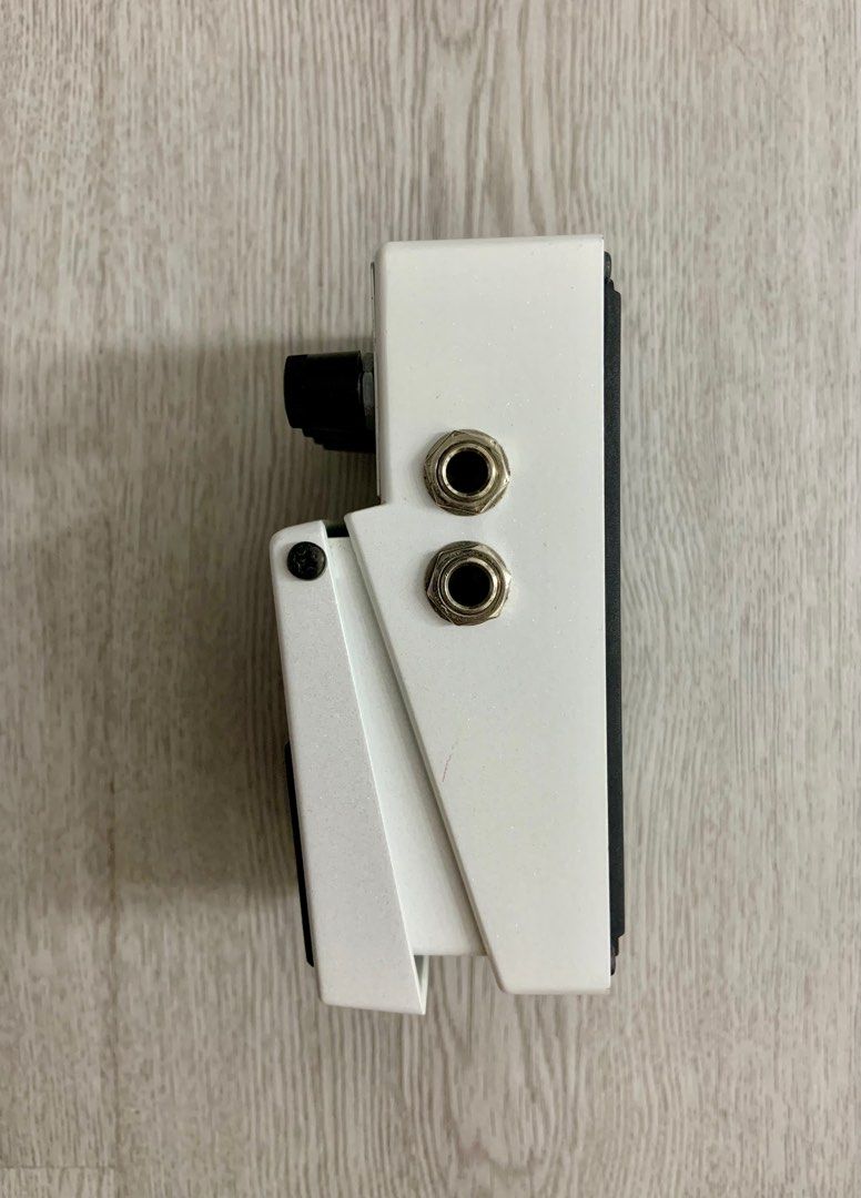Boss TE-2 Tera Echo Reverb Pedal (Category: Musical Instruments) located in Caloocan City. Submitted by mediokerr (Listing ID 1375624392, Image 3). Description: Please visit, follow and like Echo Chamber page on FB for more music-related gears on sale. Unit only. No issue. See photos and test in my place to appreciate. Sjdm Bulacan area. Will ship at buyer’s risk and cost. Dm for more details..