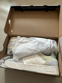 Brand New Adidas D-Pad Classic62960465620481110