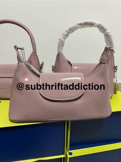 (Category: ) located in . Submitted by subthriftaddiction (Listing ID 1375562744, Image 1). Description: .