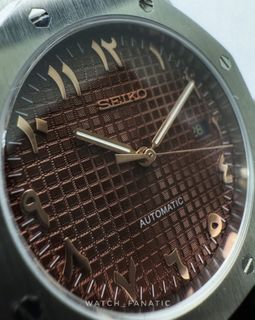(Category: ) located in . Submitted by WATCH_FANATIC (Listing ID 1375536586, Image 1). Description: .