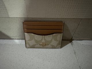 (Kategori: ) berada di . Dikirim oleh brandedstuff95 (ID iklan 1375582443, Gambar 1). Deskripsi: .