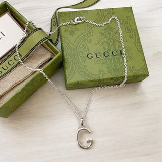 (Category: ) located in . Submitted by fashion.shoppp (Listing ID 1375552893, Image 1). Description: .