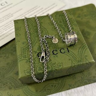 (Category: ) located in . Submitted by fashion.shoppp (Listing ID 1375553073, Image 1). Description: .
