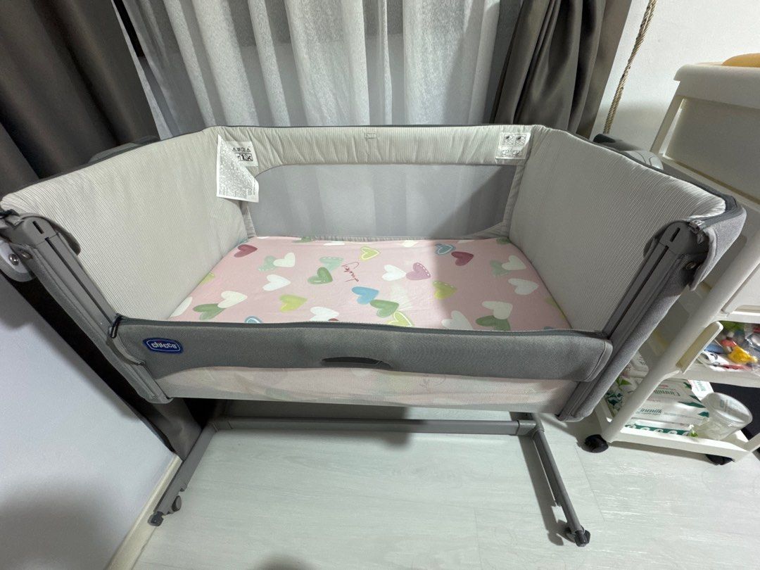 Chicco Next2me (Category: Cots & Cribs) located in Singapore. Submitted by peanutcs (Listing ID 1375597069, Image 1). Description: Functionality all perfectly working. .