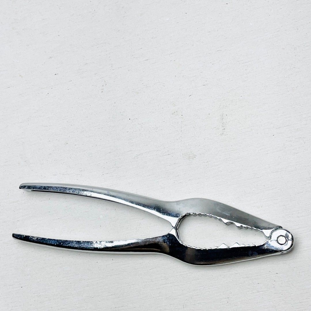 Chrome Finished Lobster Crab Walnut Nut Cracker Kitchen Tool Utensil (Category: Cookware & Accessories) located in Tagaytay City. Submitted by barenwolf (Listing ID 1375513948, Image 3). Description: Can be used to crack crab shells or nutshells..
